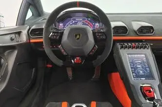 Lamborghini Huracán, 5.2, 470 kW, bensiin, automaat, tagavedu