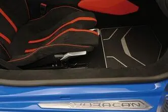 Lamborghini Huracán, 5.2, 470 kW, bensiin, automaat, tagavedu