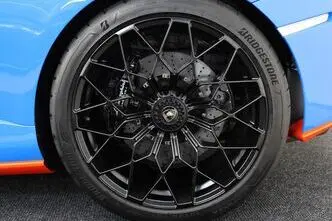 Lamborghini Huracán, 5.2, 470 kW, bensiin, automaat, tagavedu