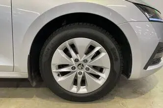 Škoda Octavia, 1.5, 110 kW, hybrid, automatic, front-wheel drive