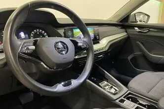 Škoda Octavia, 1.5, 110 kW, hybrid, automatic, front-wheel drive