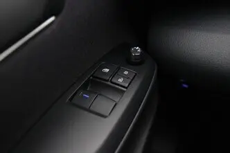 Toyota Yaris, 1.5, 85 kW, hübriid, automaat, esivedu