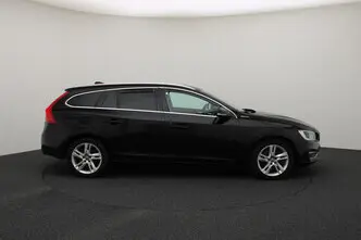 Volvo V60, 2.4, 208 kW, подключаемый гибрид, автомат, полный привод