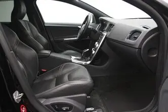 Volvo V60, 2.4, 208 kW, подключаемый гибрид, автомат, полный привод