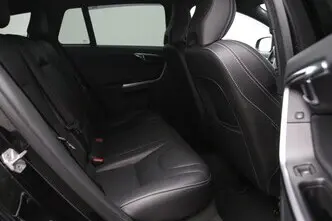 Volvo V60, 2.4, 208 kW, подключаемый гибрид, автомат, полный привод