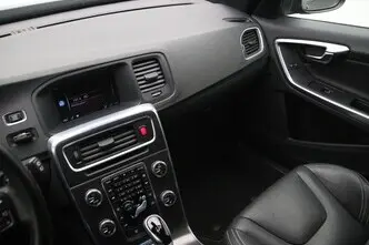 Volvo V60, 2.4, 208 kW, подключаемый гибрид, автомат, полный привод