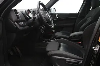 MINI Countryman, 2.0, 110 kW, diesel, manual, front-wheel drive