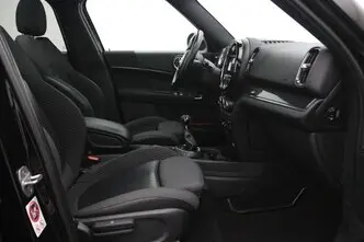 MINI Countryman, 2.0, 110 kW, diesel, manual, front-wheel drive