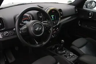 MINI Countryman, 2.0, 110 kW, diesel, manual, front-wheel drive