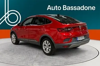 Renault Arkana, 1.6, 105 kW, гибрид, автомат, передний привод