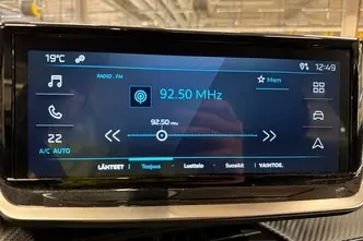 Peugeot 2008, 61 kW, elekter, automaat, esivedu