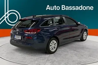 Hyundai i30, 1.5, 70 kW, bensiin, manuaal, esivedu