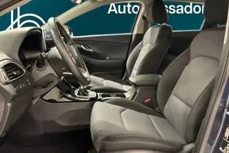 Hyundai i30, 1.5, 70 kW, bensiin, manuaal, esivedu