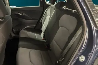 Hyundai i30, 1.5, 70 kW, bensiin, manuaal, esivedu