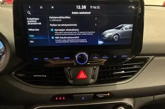 Hyundai i30, 1.5, 70 kW, bensiin, manuaal, esivedu