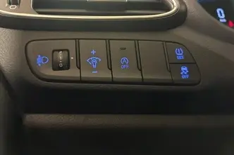 Hyundai i30, 1.5, 70 kW, bensiin, manuaal, esivedu