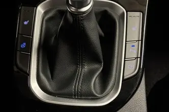 Hyundai i30, 1.5, 70 kW, bensiin, manuaal, esivedu