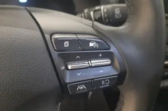 Hyundai i30, 1.5, 71 kW, бензин, механическая, передний привод