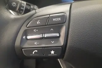 Hyundai i30, 1.5, 71 kW, бензин, механическая, передний привод