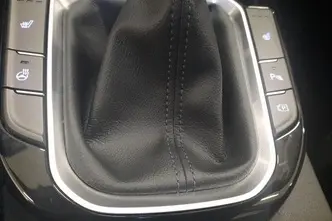 Hyundai i30, 1.5, 71 kW, бензин, механическая, передний привод