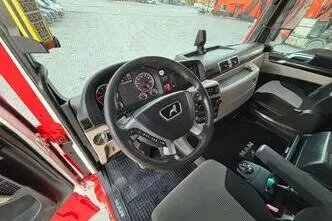 MAN TGX 35.500 8x4*4, 368 kW, diisel, automaat