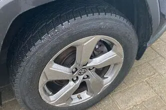 Toyota RAV4, 2.5, 131 kW, hübriid, automaat, esivedu