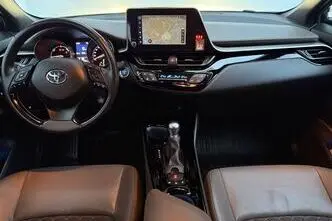 Toyota C-HR, 1.8, 72 kW, hübriid, automaat, esivedu