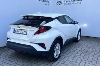 Toyota C-HR, 1.8, 72 kW, hybrid, automatic, front-wheel drive