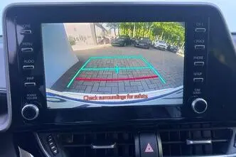 Toyota C-HR, 1.8, 72 kW, hybrid, automatic, front-wheel drive