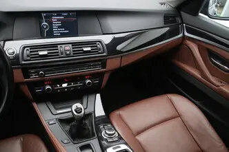 BMW 520, 2.0, 135 kW, diisel, manuaal, tagavedu