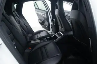 Porsche Panamera, 3.0, 340 kW, automatinė, visų varomųjų ratų pavara