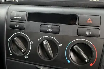 Toyota Corolla, 1.4, 71 kW, petrol, manual, front-wheel drive