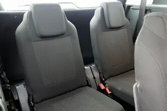 Peugeot 5008, 1.6, 88 kW, bensiin, manuaal, esivedu