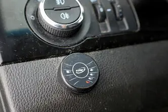 Chevrolet Orlando, 1.8, 104 kW, bensiin, manuaal, esivedu