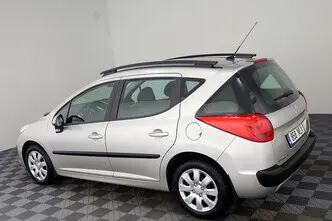 Peugeot 207, 1.4, 70 kW, petrol, manual, front-wheel drive