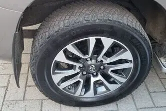 Toyota Land Cruiser, 2.8, 150 kW, diisel, automaat, nelikvedu