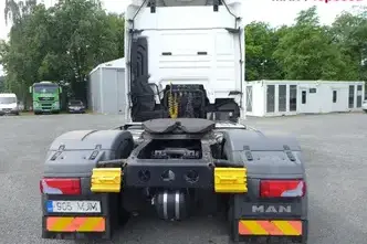MAN TGX, 12.4, 324 kW, dyzelinas, automatinė, galiniai varomieji ratai