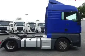 MAN TGX 18.440 4X2 LLS-U MEGA, 12.4, 324 kW, diisel, automaat, tagavedu