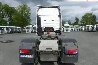 MAN TGX 28.480 6X2-2 BLS, 12.4, 353 kW, diesel, automatic, rear-wheel drive