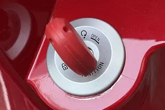 2.6 kW, petrol, automatic, rear-wheel drive