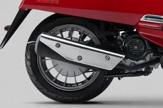 2.6 kW, bensiin, automaat, tagavedu