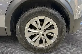 Peugeot 2008, elekter, automaat, esivedu