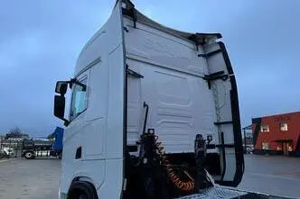 Scania S, 397 kW, diesel, automatic