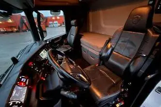 Scania S, 397 kW, diesel, automatic