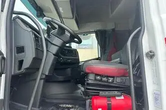 Volvo FH500, 375 kW, diesel, automatic