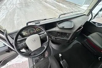 Volvo FH500, 375 kW, diesel, automatic