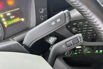 Volvo FH500, 375 kW, diesel, automatic