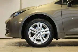 Toyota Corolla, 1.8, 72 kW, hübriid, automaat, esivedu