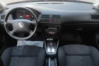 Volkswagen Bora, 1.6, 74 kW, bensiin, automaat, esivedu