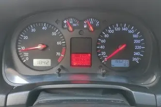 Volkswagen Bora, 1.6, 74 kW, bensiin, automaat, esivedu